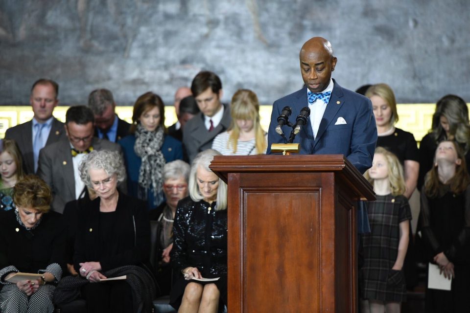 Dr. Barry Black IMG 9966 960x640