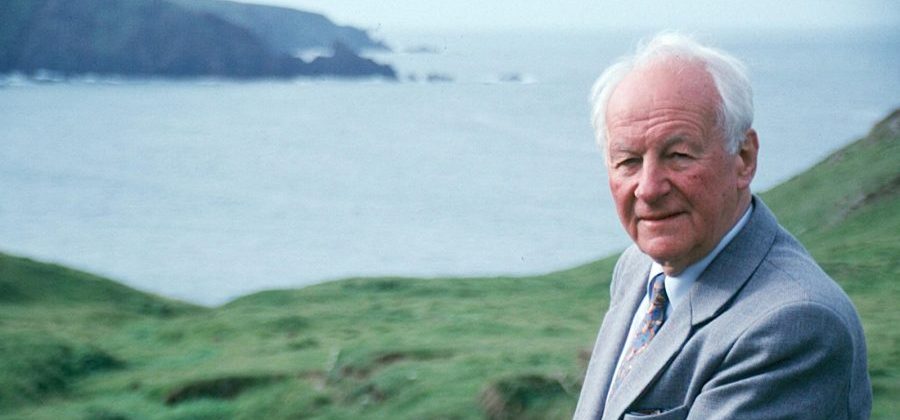 John Stott photo by John Yates e1461950665219