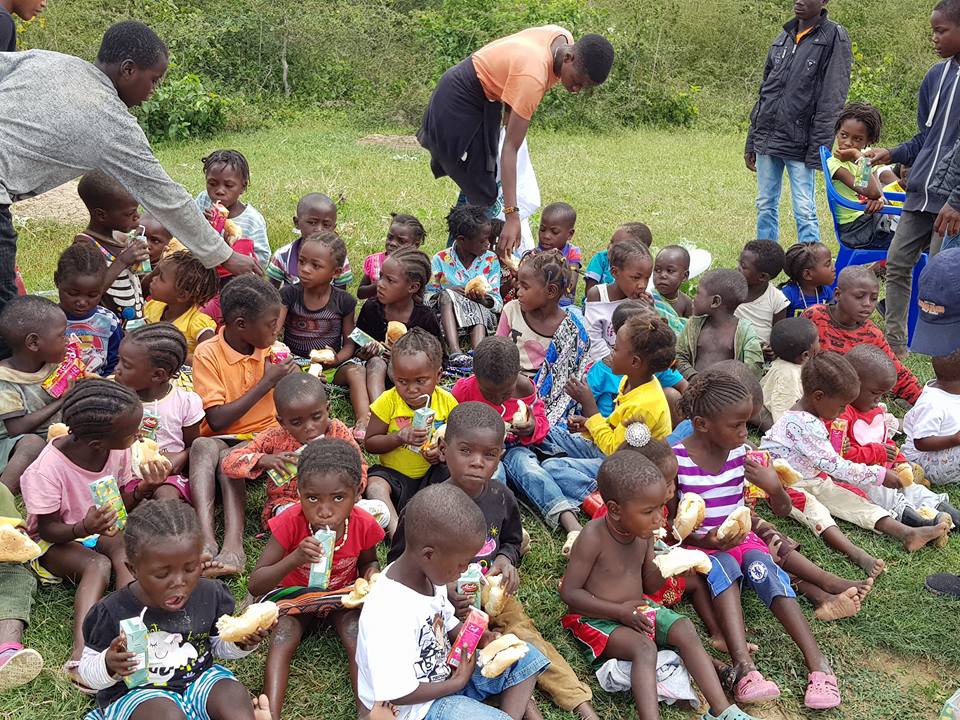 Obra missionária em Angola Kimbo1
