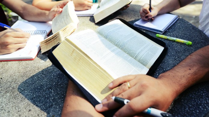 Leitura da Bíblia gep estudo biblia1