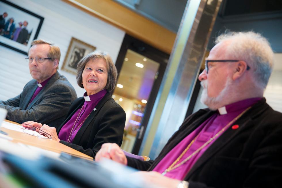 "bispa" Helga Haugland Byfuglien da igreja episcopal da Noruega 