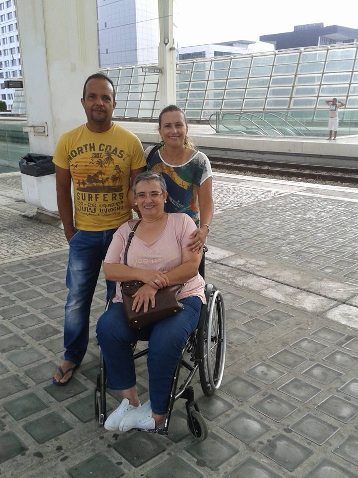 Mena Beleza com o casal hospedeiro, Fernando e Vanda Quental Mena Beleza com o casal hospedeiro, Fernando e Vanda Quental