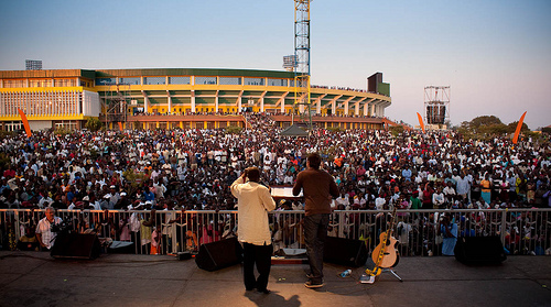 apcrowdandstadium.jpg