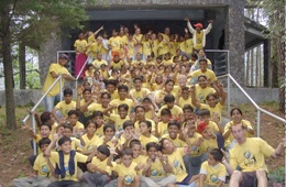 criancas_num_acampamento_da_global_action.jpg
