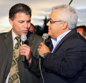 dia-de-la-biblia-en-nicaragua-danny-berrios-300x291.jpg