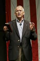oliver_north.jpg