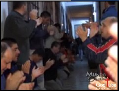 Evangelho revoluciona pris&atilde;o na Argentina