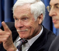 Ted Turner est&aacute; a voltar-se para Deus