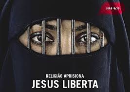 A religião agrilhoa, mas Cristo liberta