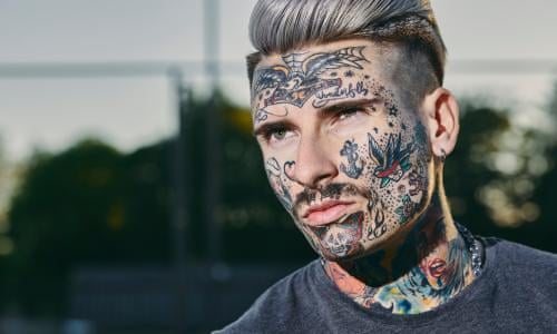 Muitos jovens hoje têm este  aspeto e temos que alcançá-los com o Evangelho 